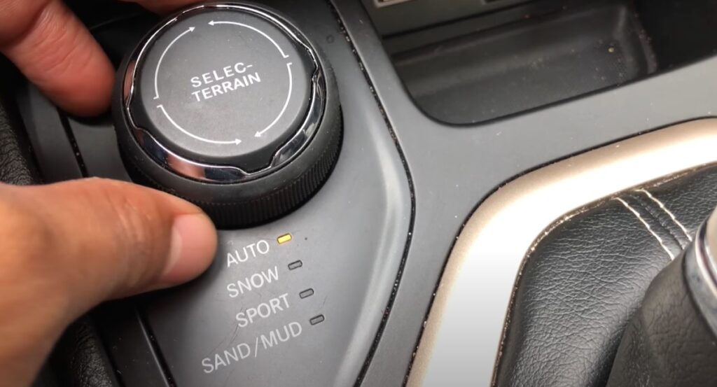 Jeep Cherokee Sport Mode When It is Used