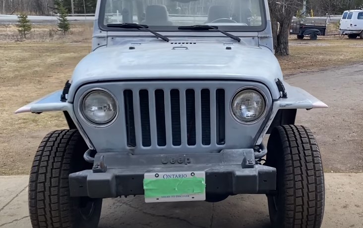Jeep TJ front cut fenders.