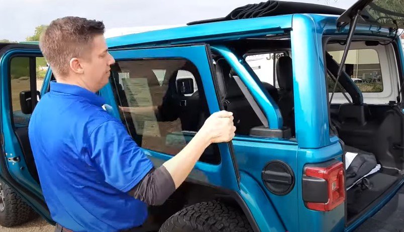 Jeep Side Window