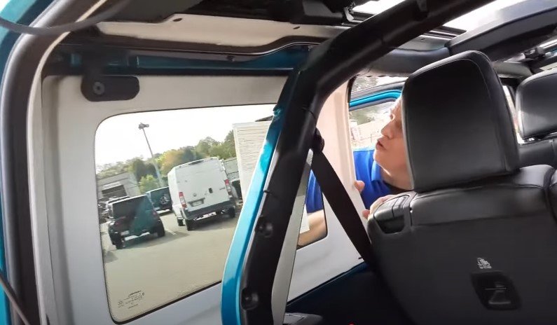 Wrangler Side Window