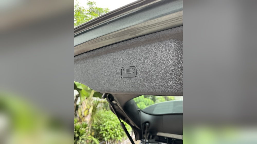 Do Jeep Compass Have Easter Eggs Hidden Inside?